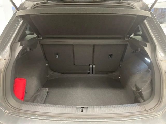 Volkswagen Tiguan IQ.Drive R-Line Style