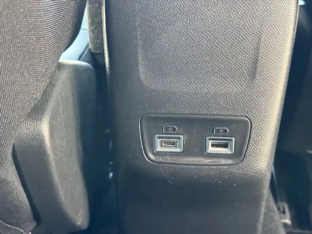 Peugeot 2008 Allure Pack EAT8 PureTech