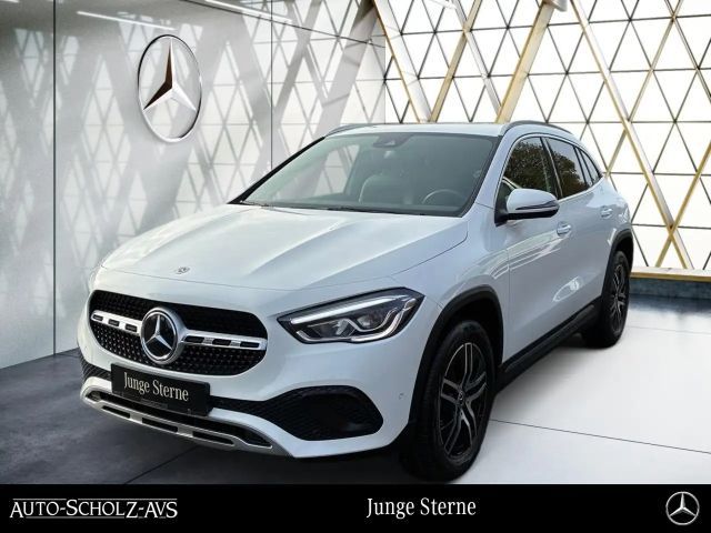 Mercedes-Benz GLA 200 Progressive