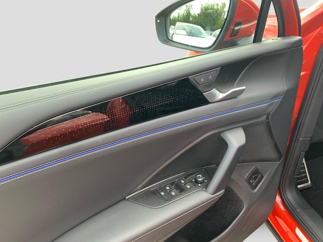 Volkswagen Tiguan 2.0 TDI DSG R-Line