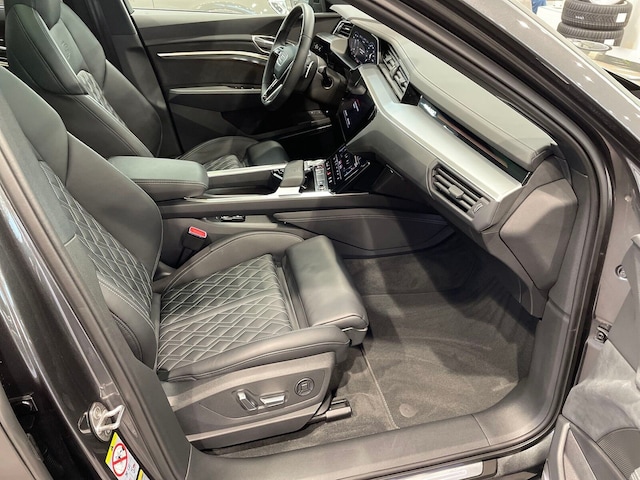 Audi e-tron Quattro Sportback