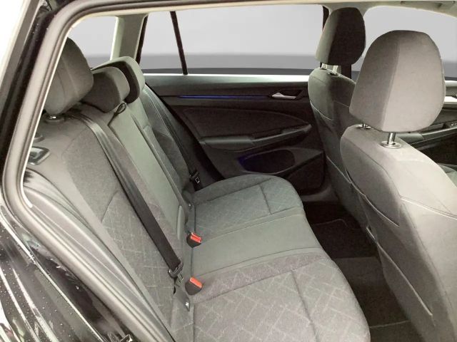 Volkswagen Golf 1.5 TSI DSG Life Variant