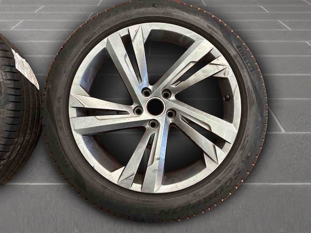 Volkswagen Tiguan 1.5 TSI DSG R-Line