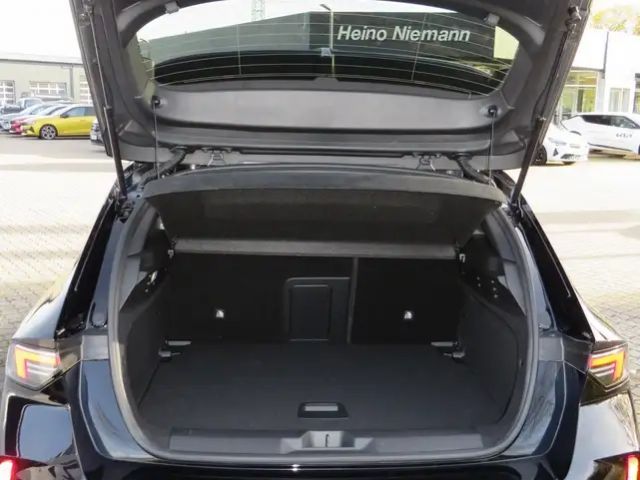 Opel Astra Business Elegance