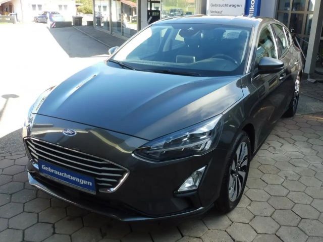 Ford Focus Cool & Connect