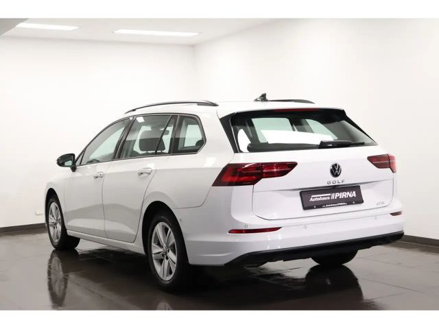 Volkswagen Golf 1.5 eTSI Golf VIII Life Variant