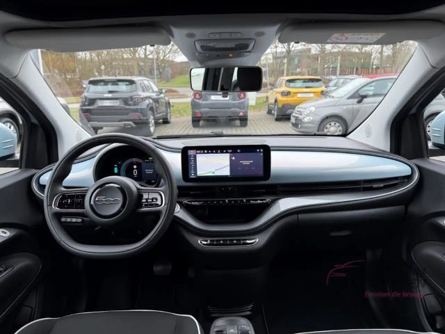 Fiat 500e Navi Digitales Cockpit JBL LED Apple CarPlay El. V