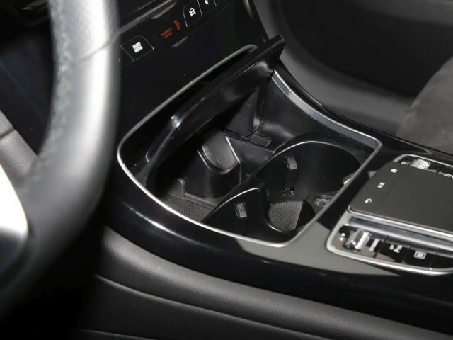 Mercedes-Benz GLC 300 4MATIC AMG Line