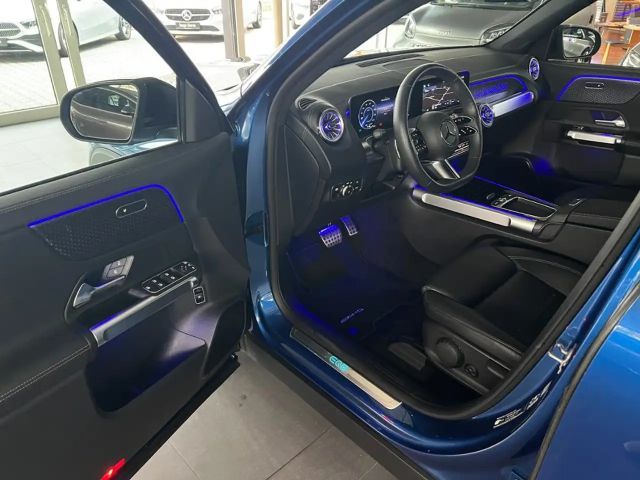 Mercedes-Benz EQB 300 4MATIC AMG Line