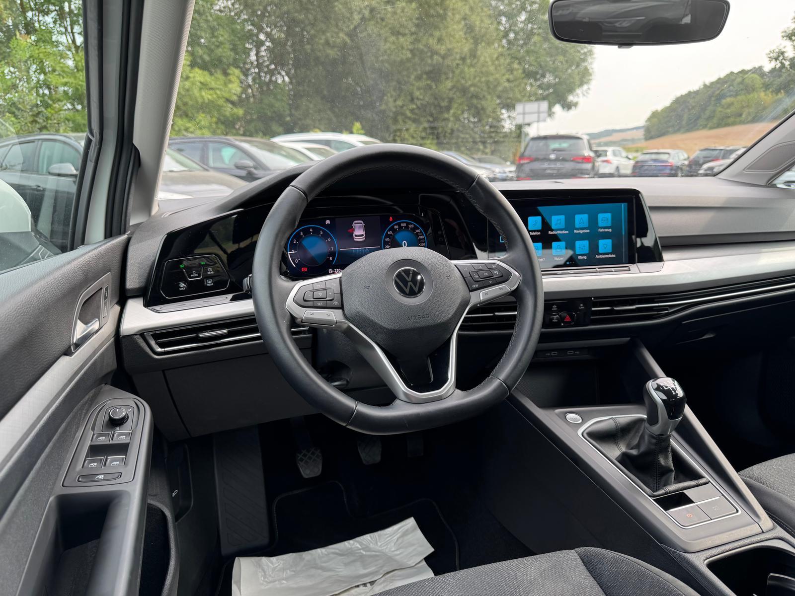 Volkswagen Golf 1.5 TSI Golf VIII Life