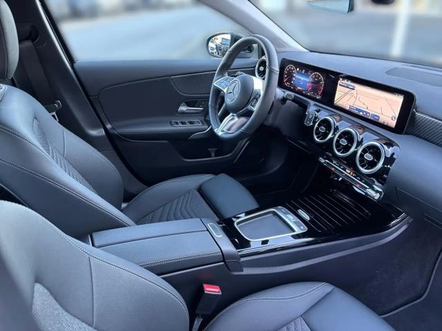 Mercedes-Benz A 180 Progressive