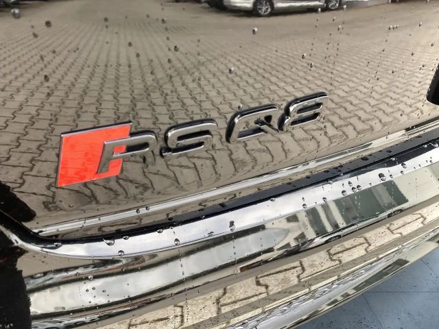 Audi RS Q8 SUV tiptr. PANO Stdhzg Vmax305 HUD 23´
