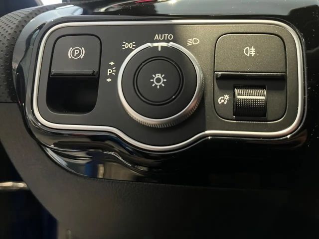 Mercedes-Benz A 200 AMG Line