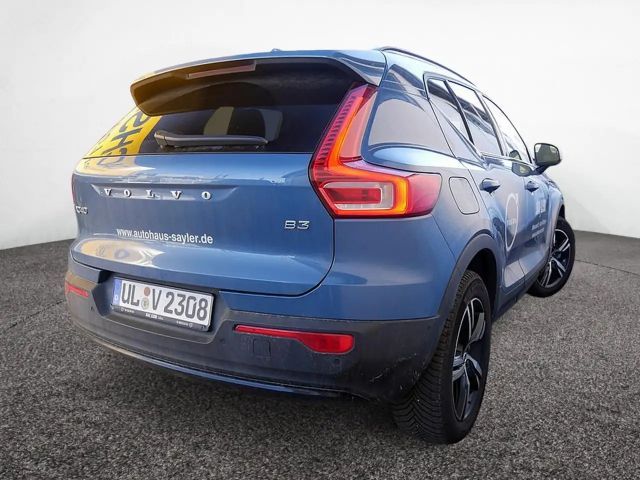 Volvo XC40 Dark Plus
