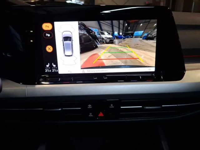 Volkswagen Golf 1.5 eTSI DSG Life