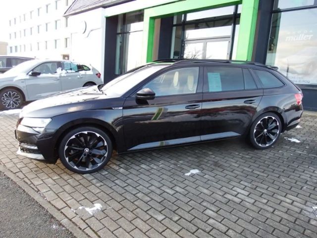 Skoda Superb 2.0 TSI 4x4 Combi Sportline
