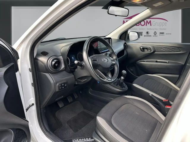 Hyundai i10 1.0
