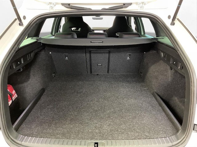 Skoda Octavia Combi RS iV