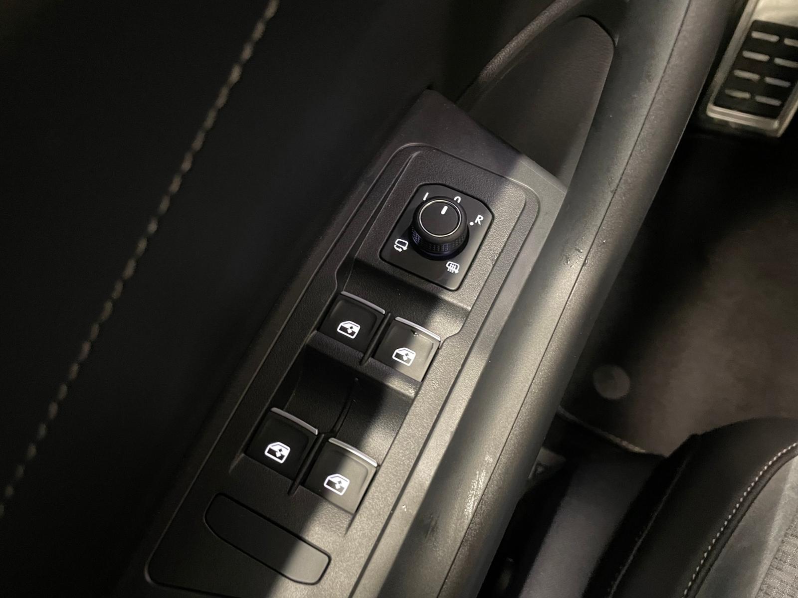 Volkswagen T-Roc 1.5 TSI Cabriolet DSG R-Line