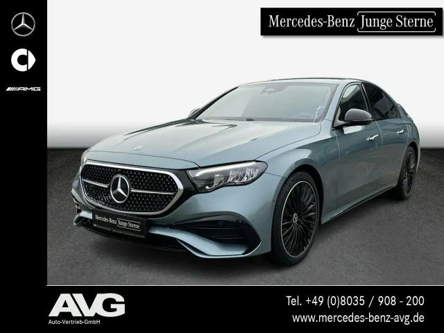Mercedes-Benz E 200 AMG Line Sedan