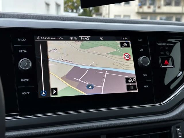 Volkswagen Taigo 1.0 TSI DSG R-Line