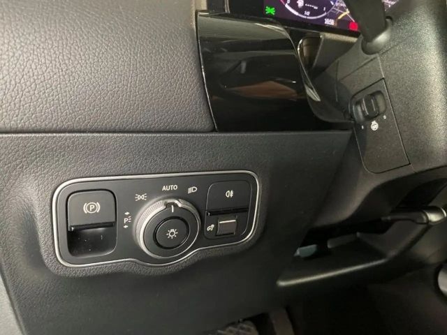 Mercedes-Benz B 180 Progressive