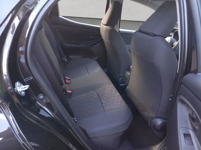 Toyota Yaris Business Hybride