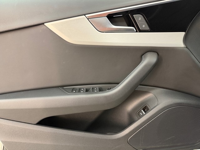 Audi A4 45 TFSI Avant Quattro S-Tronic