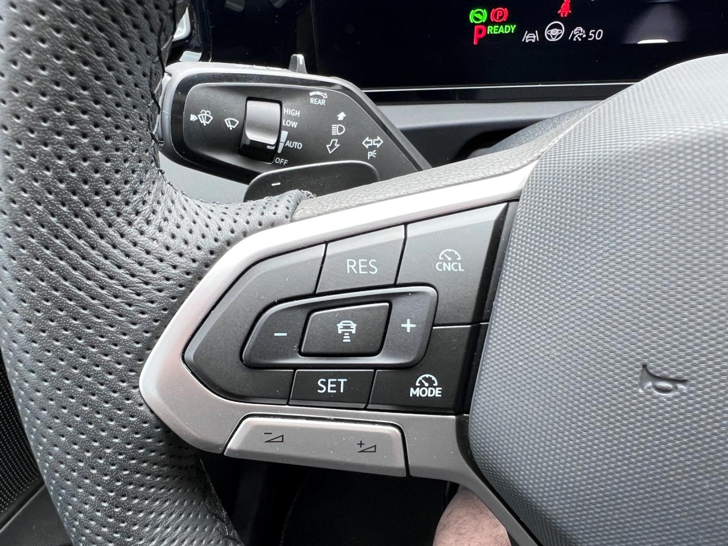 Volkswagen Tiguan 1.5 eTSI IQ.Drive R-Line