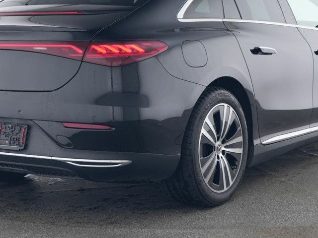 Mercedes-Benz EQE 300 Sedan