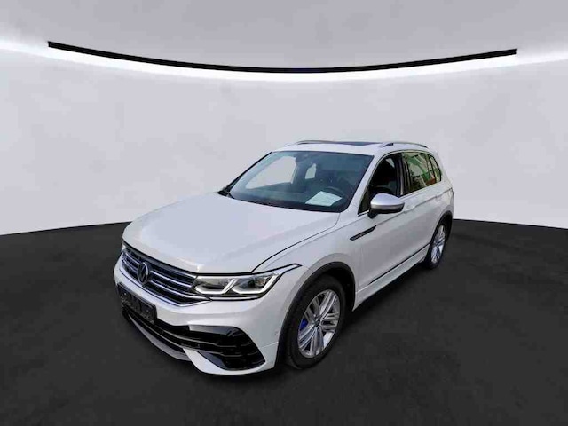 Volkswagen Tiguan *Sonderleasing* *AKRAPOVIC* Pano Leder Memory