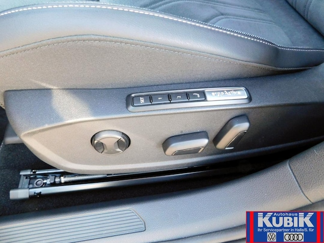 Volkswagen Golf 1.5 eTSI DSG Golf VIII Variant