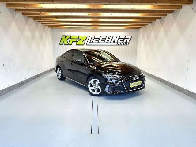Audi A3 30 TDI S-Tronic Sedan
