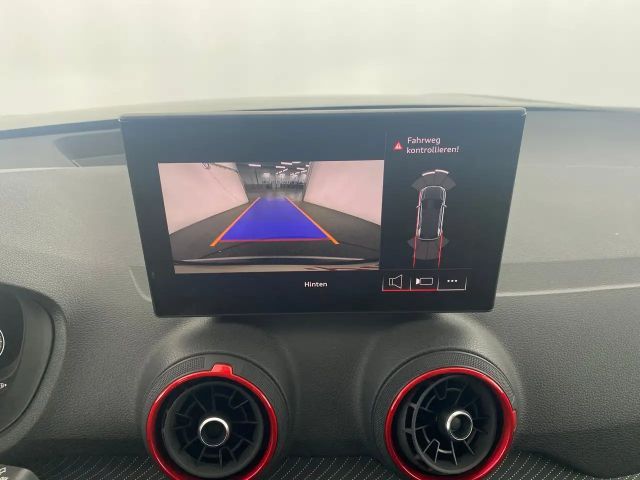 Audi Q2 35 TFSI S-Line