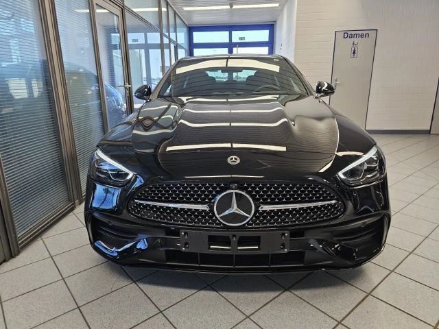 Mercedes-Benz C 200 AMG Line Sedan