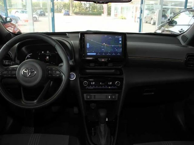 Toyota Yaris Cross Adventure Advanced Safety Paket HUD PDC 18Zoll ele