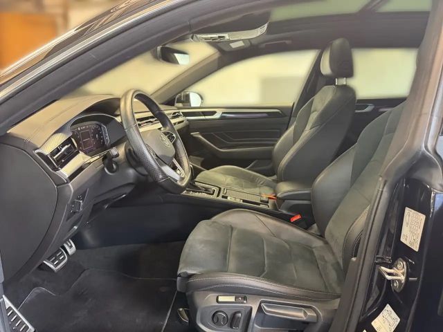Volkswagen Arteon 2.0 TSI R-Line
