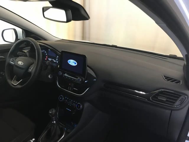 Ford Puma EcoBoost Titanium