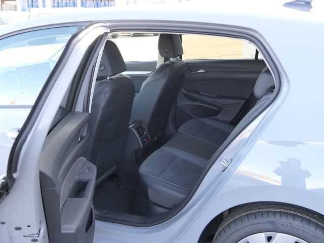 Volkswagen Golf Rabbit TSI