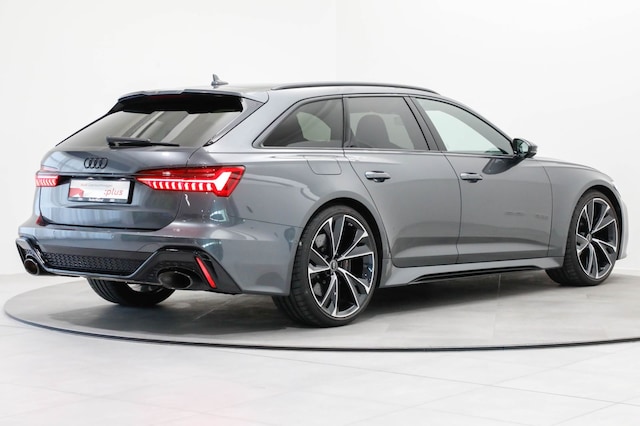 Audi RS6 Avant Quattro