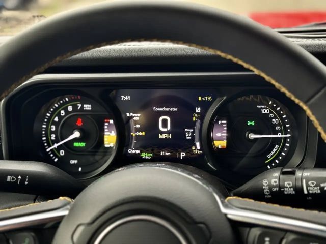 Jeep Wrangler 4xe Sahara