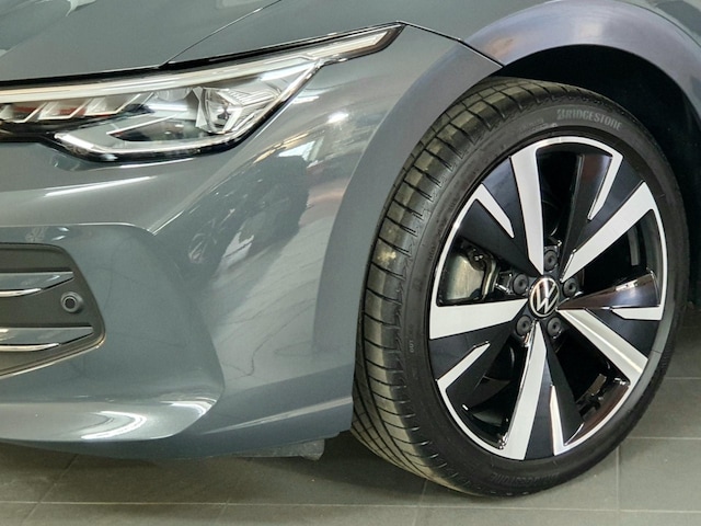 Volkswagen Golf 1.5 eTSI DSG Style
