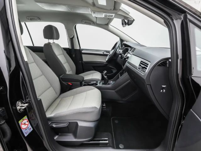 Volkswagen Touran 1.5 TSI Comfortline