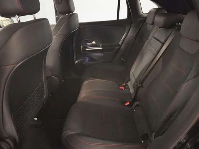 Mercedes-Benz EQA 300 4MATIC AMG Line