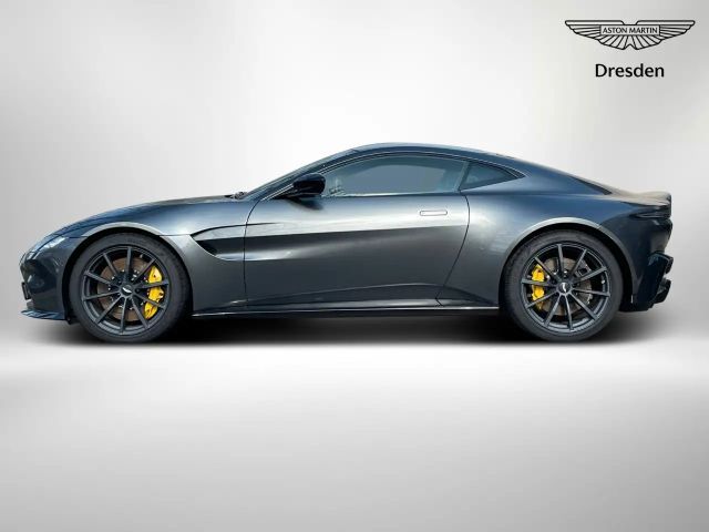 Aston Martin V8 V8