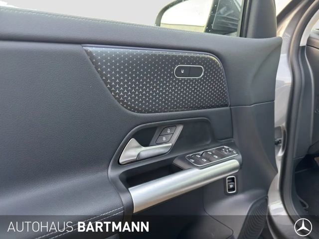 Mercedes-Benz GLA 200 Progressive