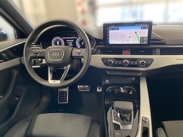 Audi A4 40 TFSI Avant Quattro S-Line S-Tronic