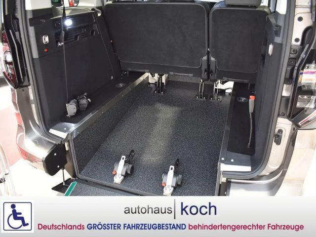 Volkswagen Caddy 1.5 TSI Style