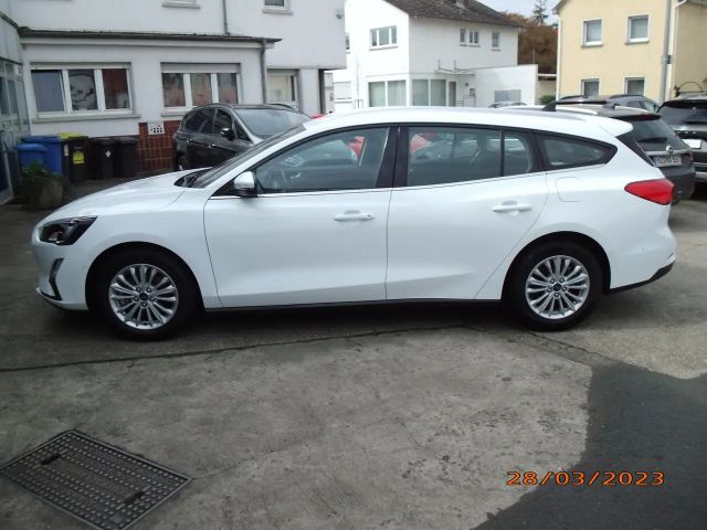 Ford Focus Titanium Wagon