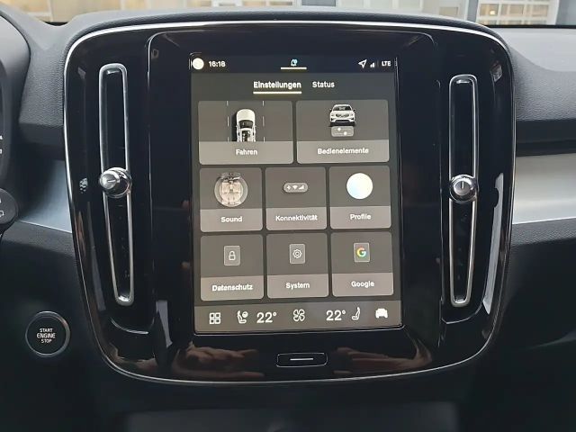 Volvo XC40 Dark Plus